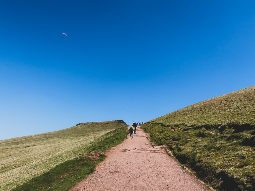 Weekendowa wspinaczka na Pen Y Fan najwyższy szczyt w Brecon Beacons